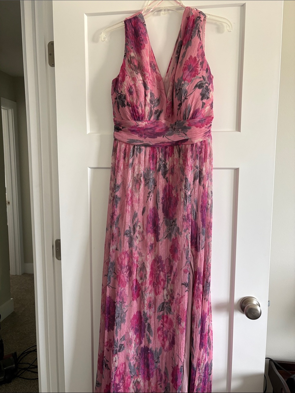 Sleeveless Pink Floral Maxi Dress